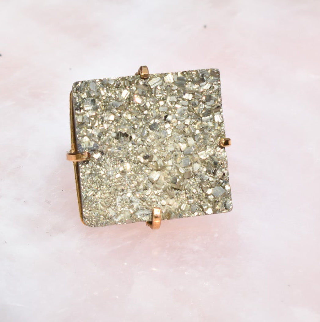 Pyrite Bold Square Double-Band Gold Ring