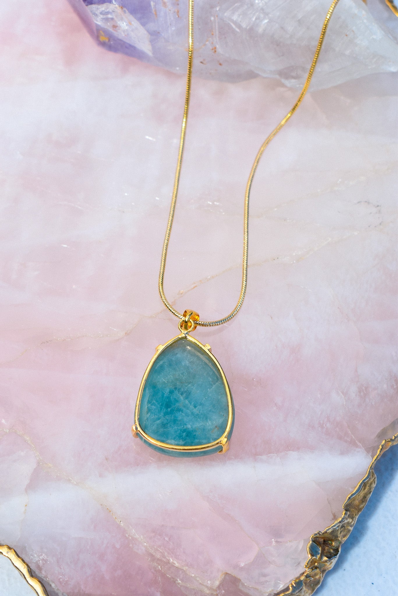 Aquamarine Natural Shape Gold Necklace