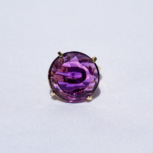 Amethyst Round Gold Ring