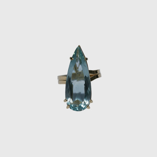 Blue Topaz Teardrop Gold Ring